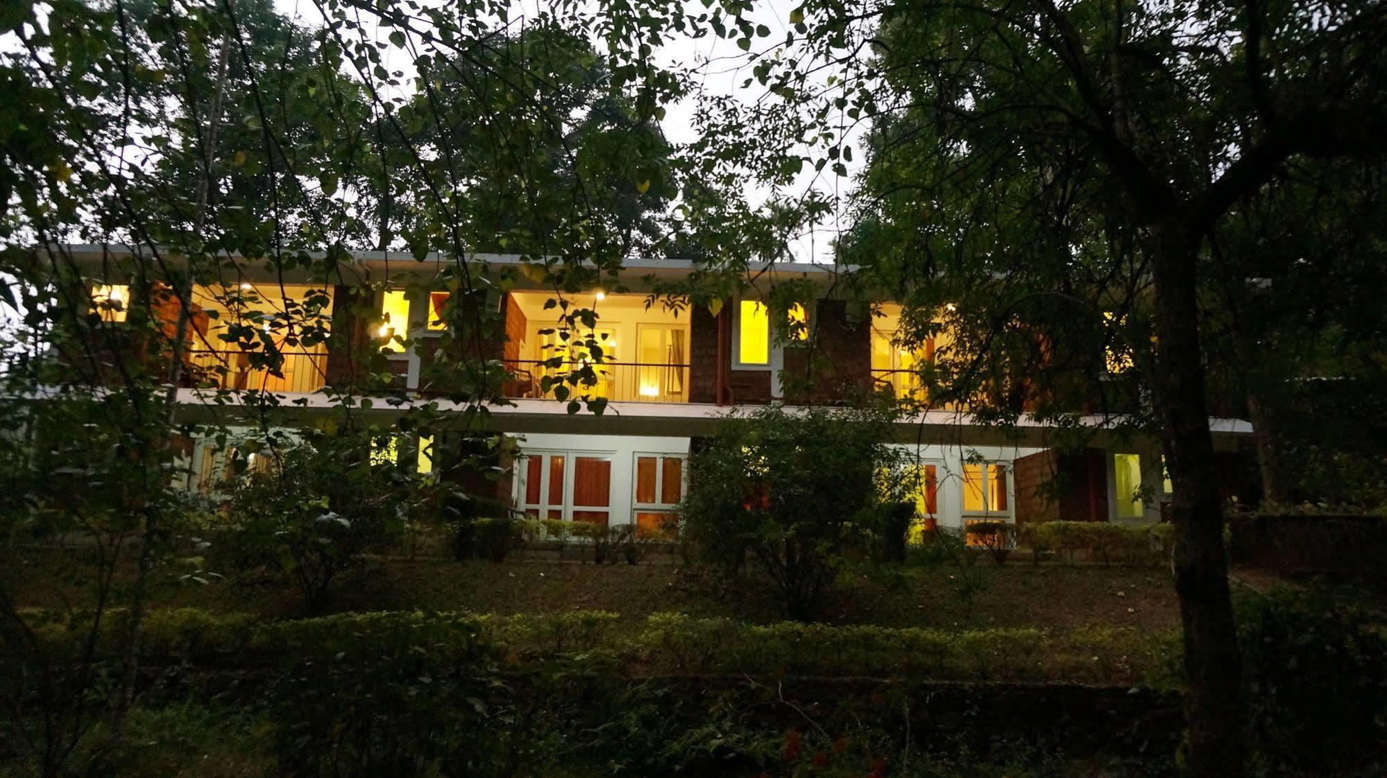 Falling Waters Munnar Luaran gambar